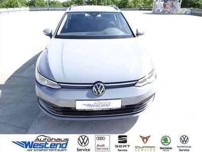 Second-hand VW Golf VIII Style 131 CP (96 kW) 2024 Gri Break