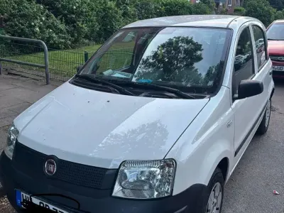 Gebraucht Fiat Panda 73 PS (53 kW) 2009 Weiß Kleinwagen