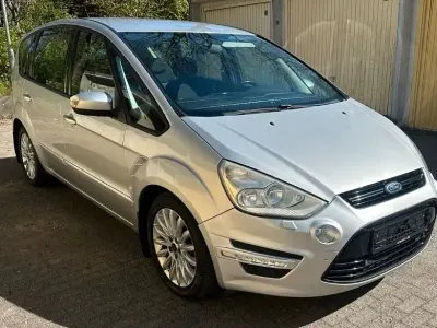 Gebraucht Ford S-MAX S 163 PS (119 kW) 2014 Silber Van / Kleinbus