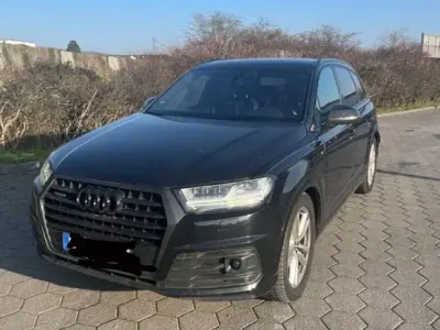 Używany Audi Q7 S-Line 286 KM (210 kW) 2017 Czarny SUV