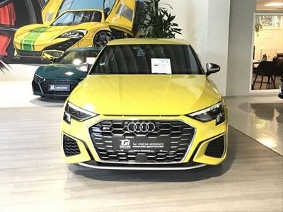 Gelb Gebraucht 2024 Audi S3 Performance Limousine | 37.999 € (Guter Preis)