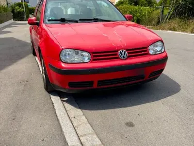 Gebraucht VW Golf III Basis 75 PS (55 kW) 1998 Rot Limousine