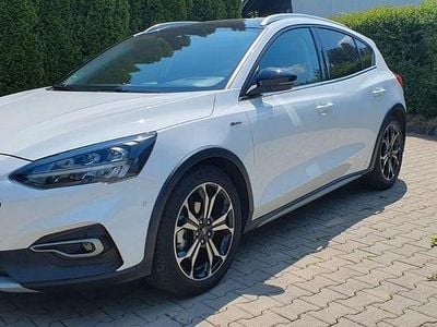 Weiß Gebraucht 2020 Ford Focus Active Limousine | 18.900 € (Fairer Preis)