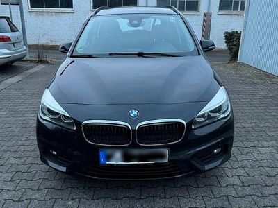 Schwarz Gebraucht 2016 BMW 218 Kombi | 8.500 € (Teuer)