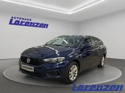 Gebraucht Fiat Tipo Street 120 PS (88 kW) 2019 Blau Kombi