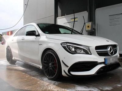 Mercedes CLA45 AMG