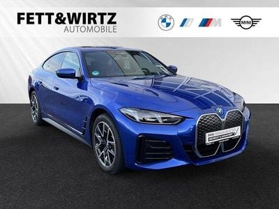Portimao blau metallic Gebraucht 2024 BMW i4 Comfort Edition Limousine | 47.900 € (Guter Preis)