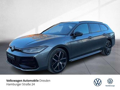 Neu VW Passat R-line 272 PS (200 kW) 2026 Diabasgrau metallic grenadills Kombi