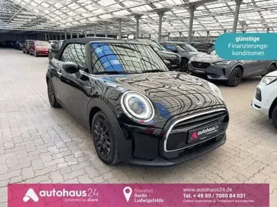Occasion Mini ONE Essential 102 ch (75 kW) 2022 Noir Citadine