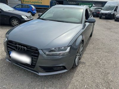 gebraucht Audi A4 2.0 TDI Avant Automatik