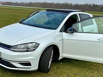Usata VW Golf VII IQ Drive 131 CV (96 kW) 2019 Bianco Berlina