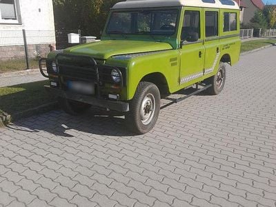 Gebraucht Land Rover 3 60 PS (44 kW) 1986 Grün SUV