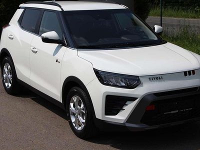 Neu SsangYong Tivoli 163 PS (119 kW) 2025 Grand white /black SUV