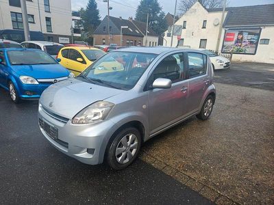 Gebraucht Daihatsu Sirion 69 PS (50 kW) 2007 Silber Kleinwagen