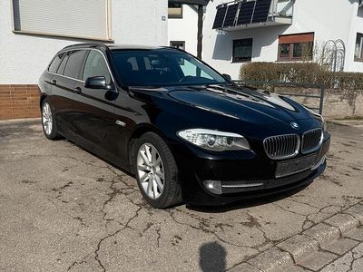 Gebraucht BMW 525 204 PS (150 kW) 2011 Schwarz Kombi