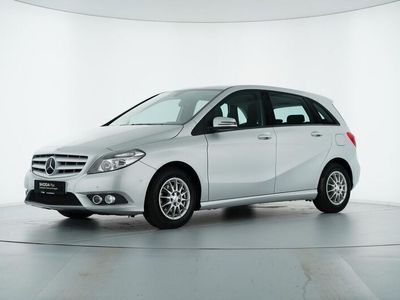 Gebraucht Mercedes B180 122 PS (89 kW) 2014 Polarsilber  metalliclack Kleinwagen