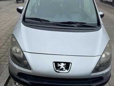 Usata Peugeot 1007 Filou 88 CV (64 kW) 2007 Argento Monovolume
