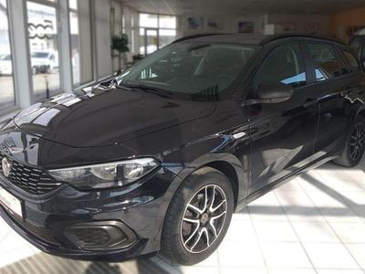 Gebraucht Fiat Tipo More 120 PS (88 kW) 2018 Schwarz Kombi