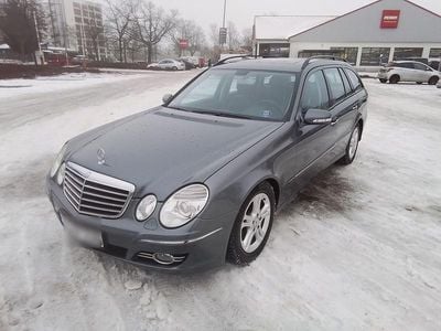 Grau Gebraucht 2007 Mercedes E220 Avantgarde Kombi | 4.950 € (Fairer Preis)
