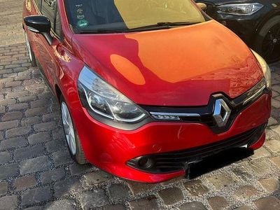 Gebraucht Renault Clio IV 73 PS (53 kW) 2016 Rot Kleinwagen