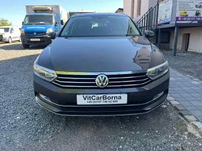 Gebraucht VW Passat Highline 150 PS (110 kW) 2017 Braun Kombi