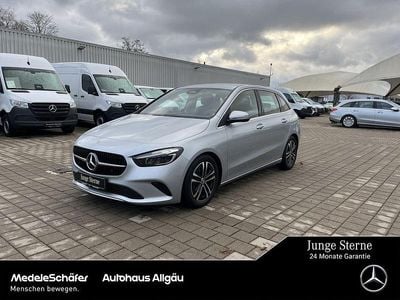 Gebraucht Mercedes B220 190 PS (139 kW) 2024 Lack hightechsilber Van / Kleinbus