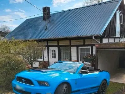 Gebraucht Ford Mustang GT 315 PS (231 kW) 2014 Blau Cabrio