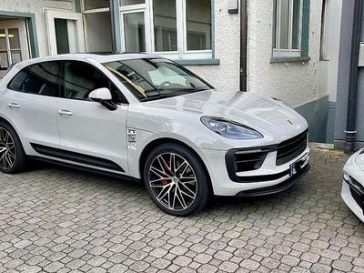 Porsche Macan S