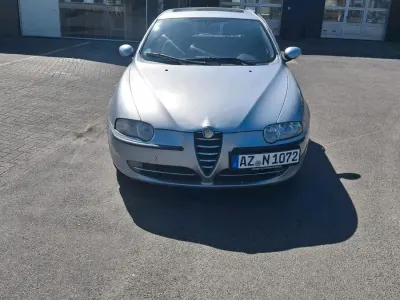 Occasion Alfa Romeo 147 2004 Argent Citadine