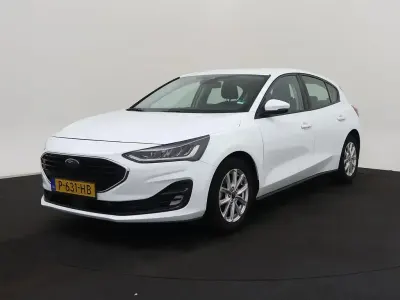 Używany Ford Focus 120 KM (88 kW) 2022 Biały Sedan/Limuzyna