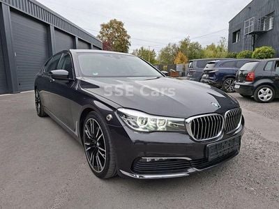 BMW 730