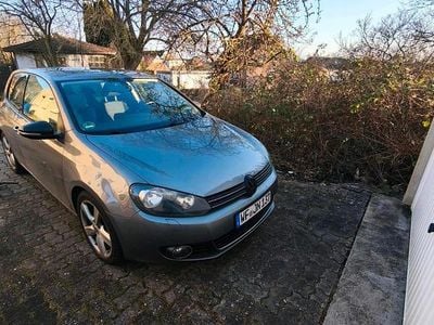 Gebraucht VW Golf VI Style 86 PS (63 kW) 2011 Grau Kleinwagen
