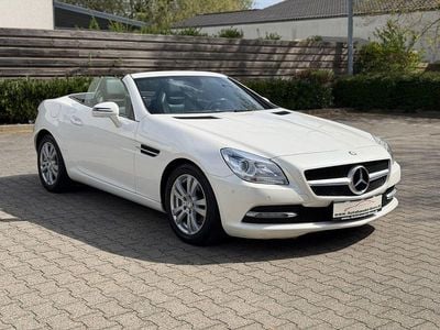 Second-hand Mercedes SLK200 184 CP (135 kW) 2011 Alb Cabrio
