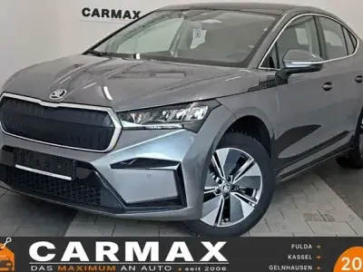 Gebraucht Skoda Enyaq iV Loft 150 kW (204 PS) 2023 Grau SUV