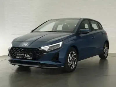 Neu Hyundai i20 Trend 101 PS (74 kW) 2025 Blau Kleinwagen