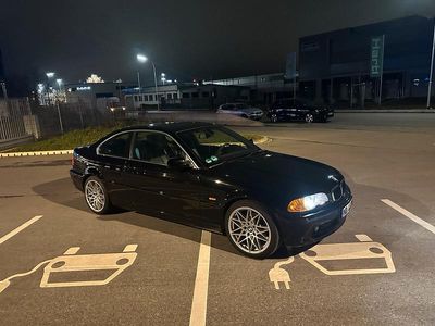 Schwarz Gebraucht 2001 BMW 325 Coupé | 12.000 €