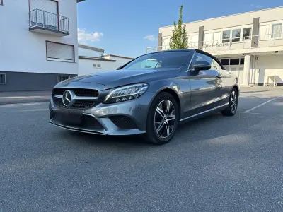 Gebraucht Mercedes C220 194 PS (142 kW) 2018 Grau Cabrio
