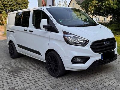 Weiß Gebraucht 2023 Ford Transit Custom Trend Van / Kleinbus | 18.500 €