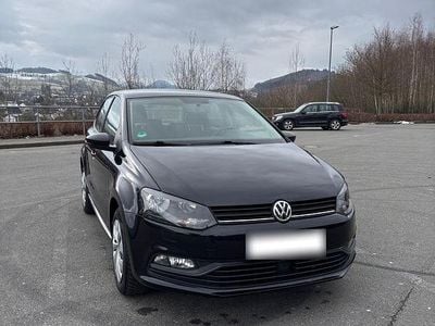 Gebraucht VW Polo Comfortline 90 PS (66 kW) 2016 Schwarz Kleinwagen