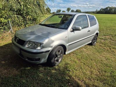 VW Polo