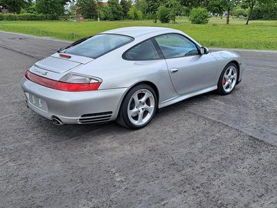 Porsche 911 Carrera 4S