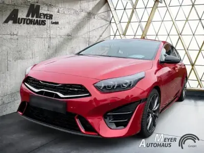 Gebraucht Kia ProCeed GT 204 PS (150 kW) 2023 Infrarot met. Kombi