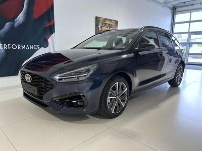 Nuova Hyundai i30 GO! 99 CV (72 kW) 2025 Blu Station wagon
