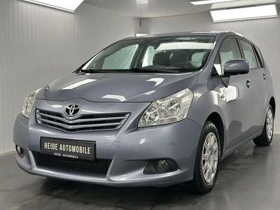 Gebraucht Toyota Verso Life 132 PS (97 kW) 2010 Blau Van / Kleinbus