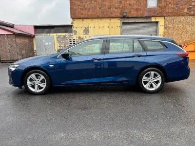 Gebraucht Opel Insignia Elegance 174 PS (127 kW) 2022 Blau Kombi