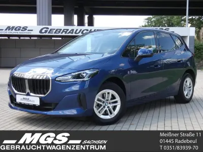 Gebraucht BMW 218 Active Tourer Performance 136 PS (100 kW) 2025 Night dusk blue Van / Kleinbus