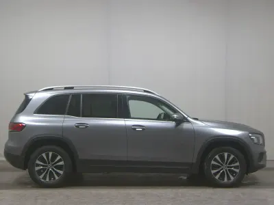 Gebraucht Mercedes GLB200 Style 150 PS (110 kW) 2023 Grau SUV