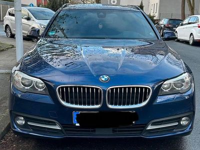 Usata BMW 520 Sport Line 190 CV (139 kW) 2015 Blu Station wagon