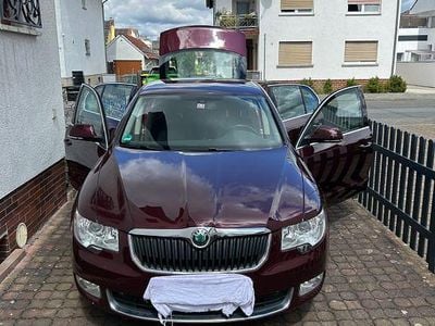 Gebraucht Skoda Superb Ambition 125 PS (91 kW) 2011 Rot Limousine