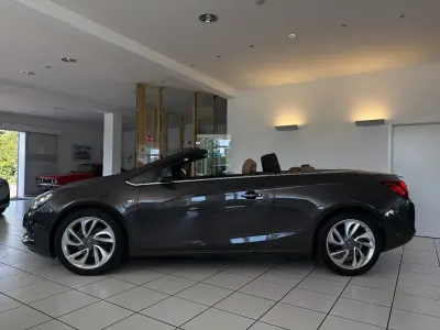Gebraucht Opel Cascada 170 PS (125 kW) 2014 Grau Cabrio